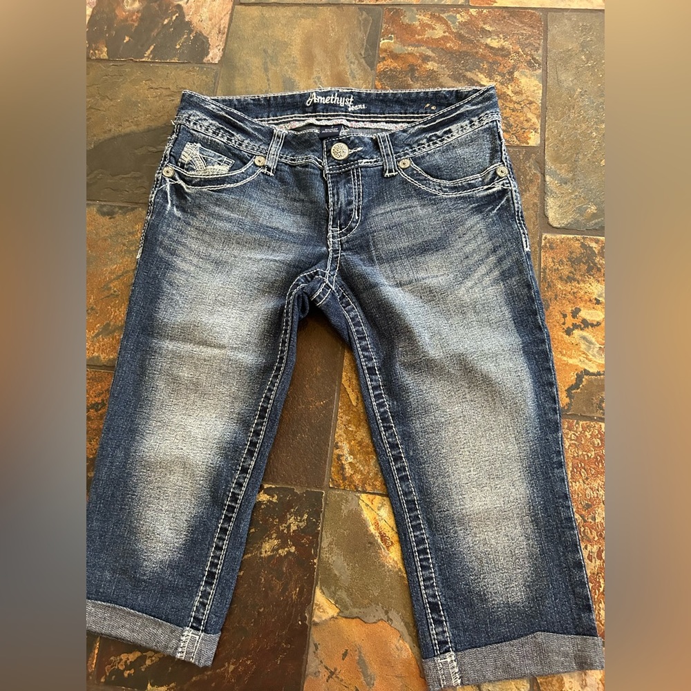 Amethyst brand capri jeans size 7